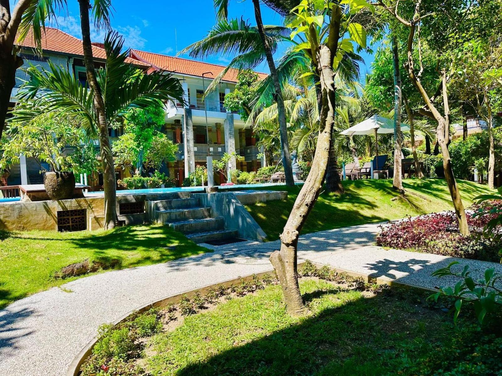 Hotel Melasti Kuta Bungalows&spa 3*