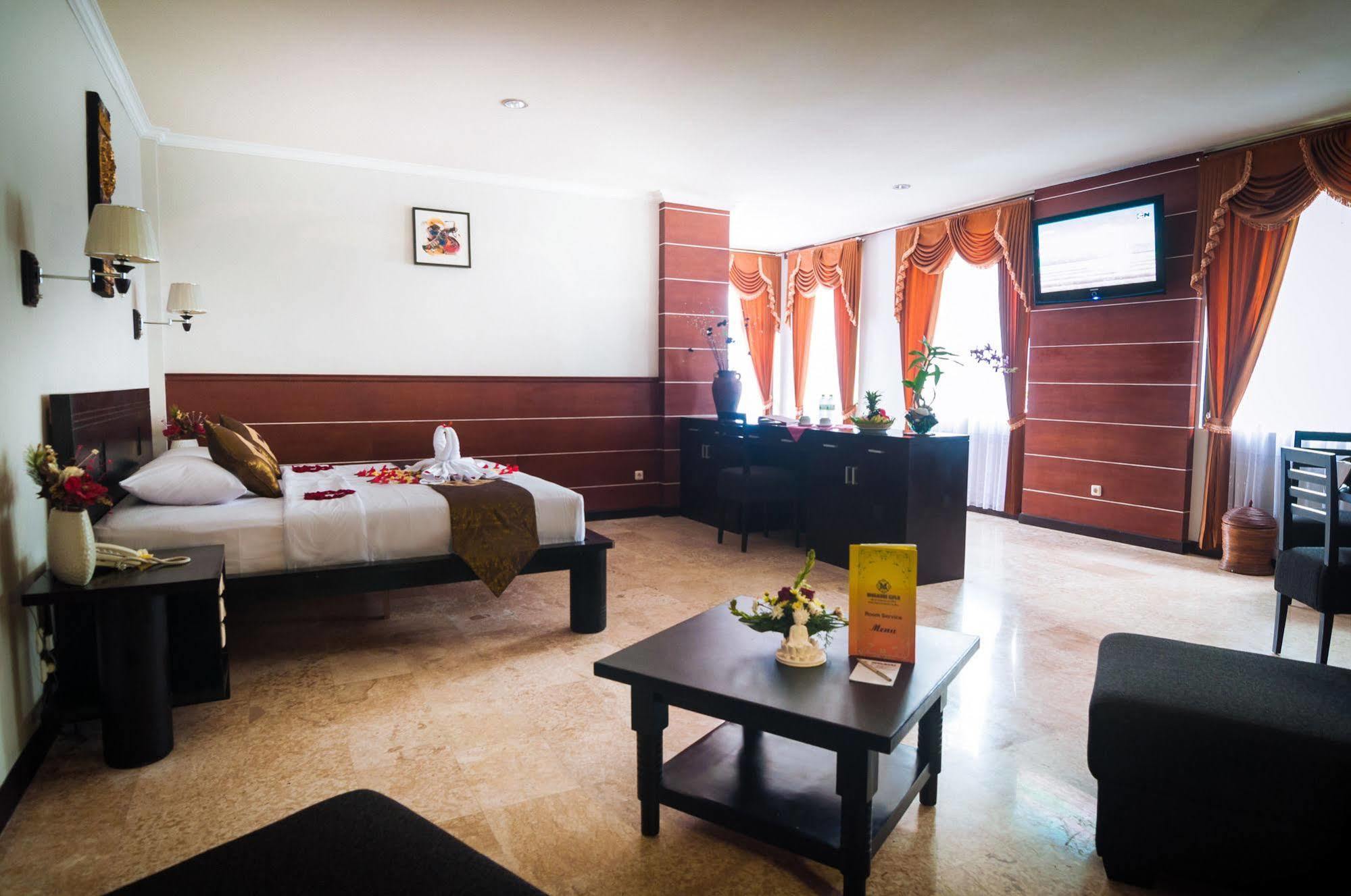 Melasti Kuta & होटल Kuta (Bali)