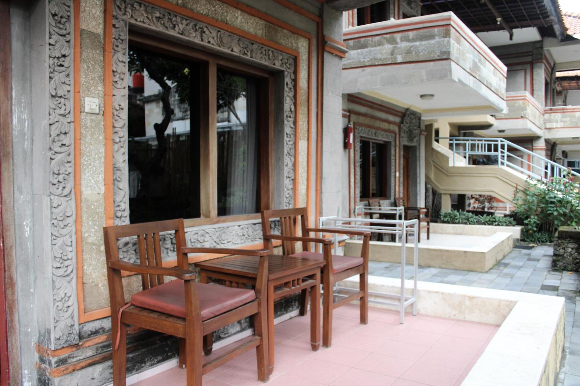 Hotel Melasti Kuta Bungalows&spa 3*